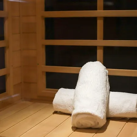 Le Cocon - Jacuzzi et Sauna en vieille ville Annecy Extérieur photo